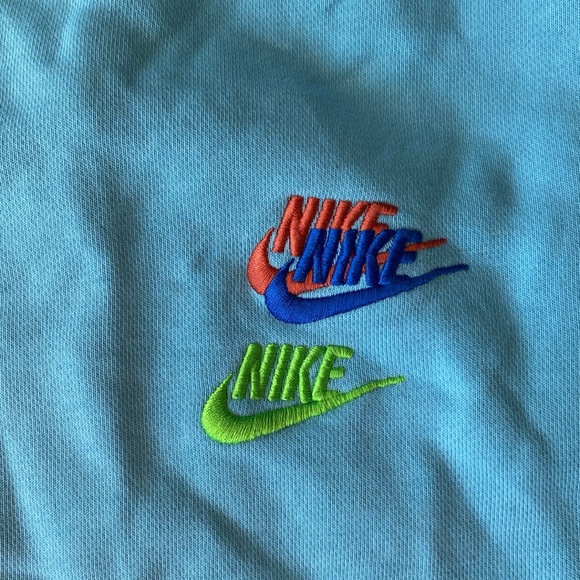 Nike Terry cloth crew sweatshirt - Picture 2 of 4
